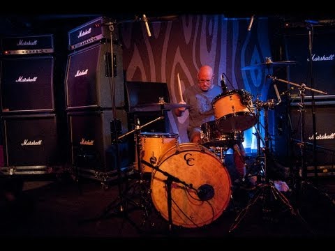 Dinosaur Jr. - Budge (Live on KEXP)