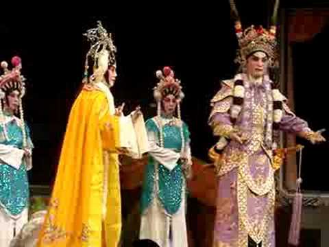 Chinese opera (Cantonese) 鳳閣恩仇未了情 1