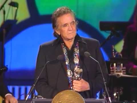 Lyle Lovett Inducts Johnny Cash into the Rock and Roll Hall of Fame