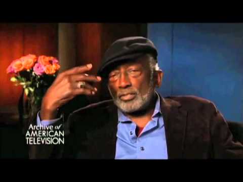 Garrett Morris discusses dealing with the issue of race throughout his career - EMMYTVLEGENDS.ORG