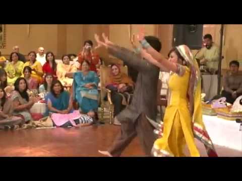 Pakistani Wedding Groom & bride best dance .flv