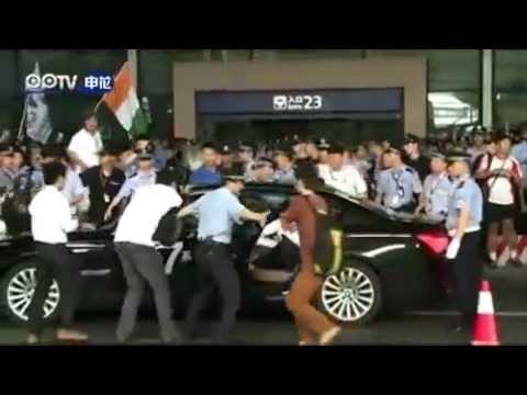 DIDIER DROGBA Warmly Welcome by SHANGHAI SHENHUA FANS