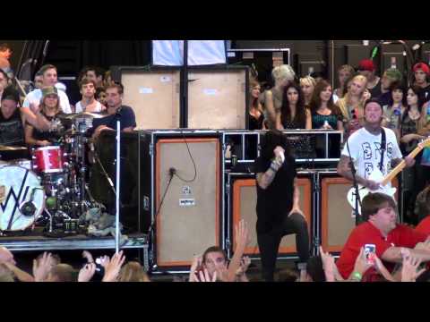 Sleeping With Sirens - Full Set Live at Warped Tour Milwaukee 2013