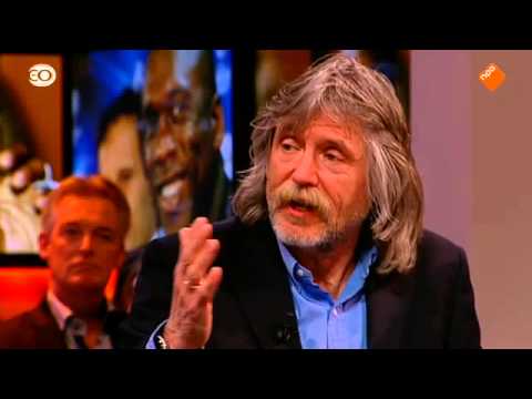 Johan Derksen over Seedorf, de nieuwe trainer van AC Milan (Knevel en van den Brink)