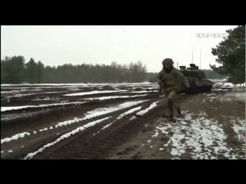 Challenger 2 Tanks & Warriors Train Side by Side 05.04.13