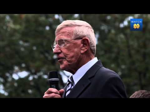 Lou Holtz Notre Dame-USC Pep Rally Speech