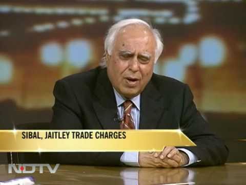 Kapil Sibal vs Arun Jaitley on tackling corruption