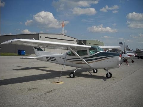 First Time Flying a Cessna 182 Skylane RG