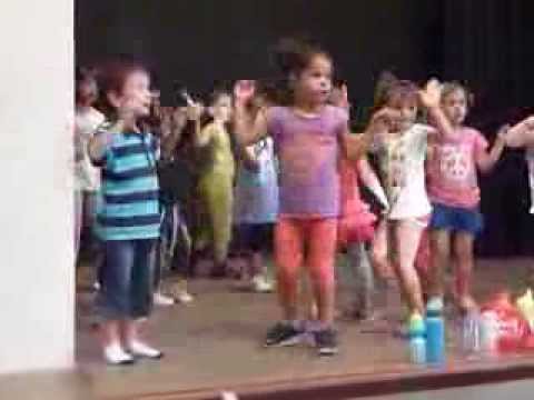 Zumba enfant Pontacq sept. 2013