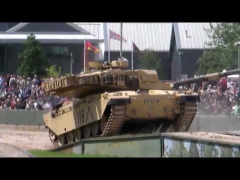 British Challenger 1 tank @ Tankfest 2012