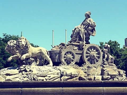 Historia de España para madres en apuros: La Plaza de Cibeles