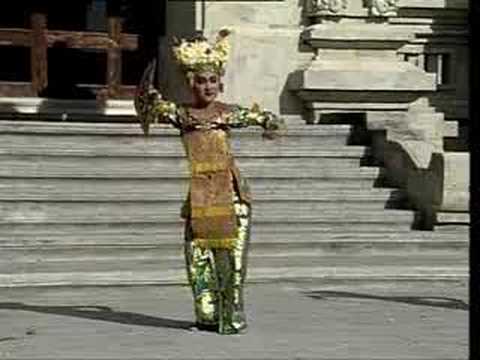 Tari Legong Legod Bawa part 1