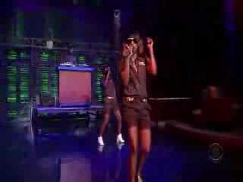 M.I.A. PAPER PLANES LIVE on Letterman