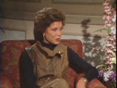 Mary Tyler Moore 1982 interview