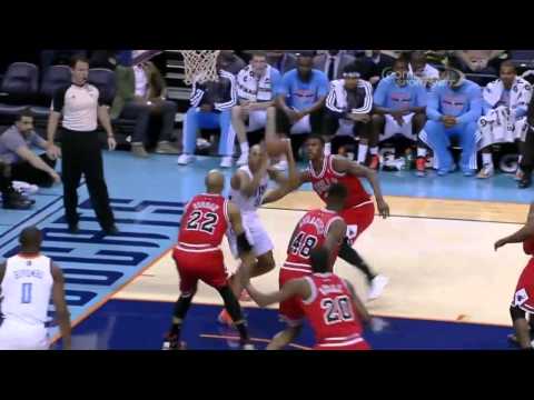 Gerald Henderson dunks on Taj Gibson