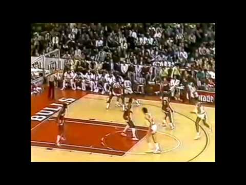 Michael Jordan | Big Defensive Performance vs Atlanta Hawks (Feb 24,1987)