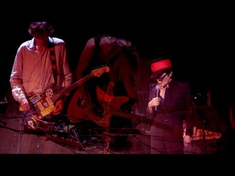 YOKO ONO with Thurston Moore & Kim Gordon: 'Mulberry' (Live at Orpheum Theater)