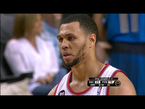 Brandon Roy Full Highlights 2011 Playoffs R1G4 vs Mavericks - 24 Pts, 18 and 5 Assists in 4th, Sick!