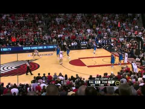 Brandon Roy scores 18 points in Blazers' 4th quarter comeback vs  Mavericks Game 4 4 23 11)