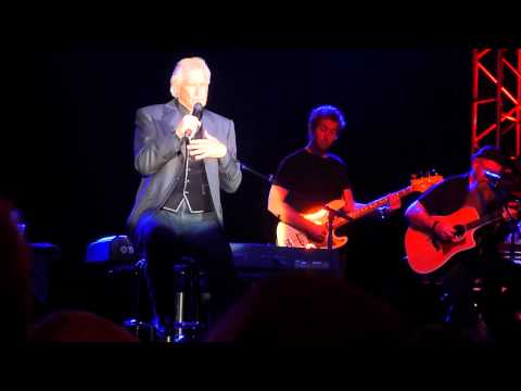 Bill Medley  (of Righteous Brothers)  - Unchained Melody  (Live Concert)