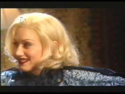 Gwen Stefani T4 Icons Interview (3.12.2005)