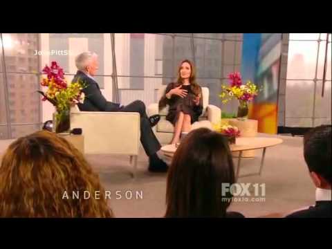 Angelina Jolie chez Anderson Cooper [2011]