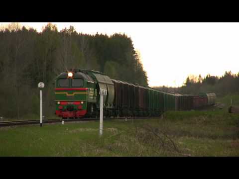 M62-1638 passing ex Josta station