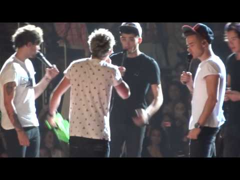 One Direction- Twitter Questions- Los Angeles, CA- August 10, 2013