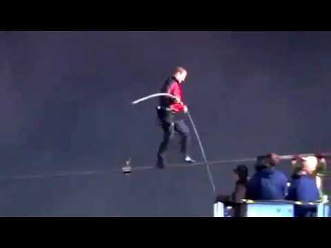 Daredevil Nik Wallenda Walks Tight Rope Across Niagara Falls - June 15, 2012