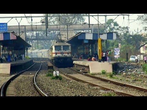 AJNI WAP7 with 12542 Sant Kabir Dham Exp throttles Khadavli