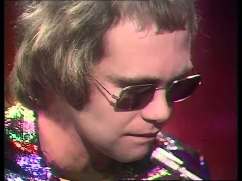 Elton John - Tiny Dancer (HD) Live in 1971 at Old Grey Whistle Test (1080p)