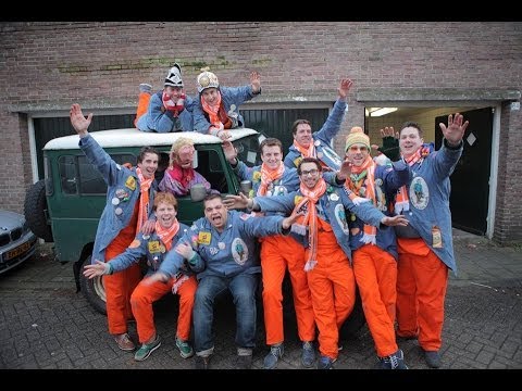 Ferry van de Zaande & Veul Gère - De Gròzzie van Mèn Buurvrouw (Derin, deruit) - Carnaval 2014