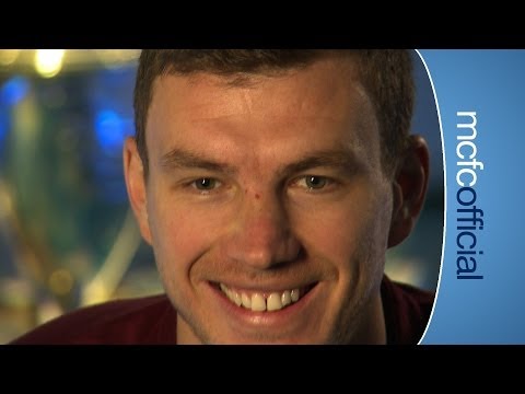 INSIDE CITY 109 Dzeko, Yaya, Fernandinho, Demichelis & LOADS more!