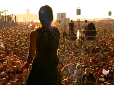 Alanis Morissette - You Oughta Know  - 08 - live in Woodstock Festival July 24th 1999