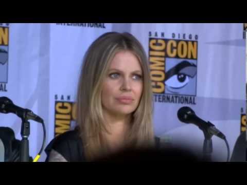 Kristin Bauer van Straten on TV Guide Fan Favorites Panel SDCC 2013 Part I