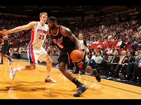 LeBron's High-Flying Finish Caps Off a Textbook Fast Break