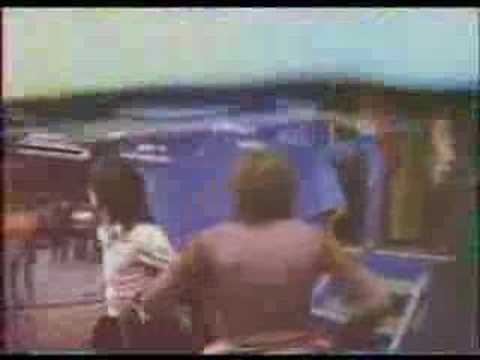 Led Zeppelin - Travelling Riverside Blues (promo video)