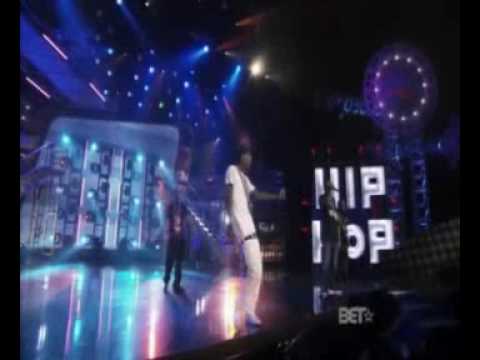 soulja boy feat gucci mane & shawty lo - gucci bandanna live.mpg