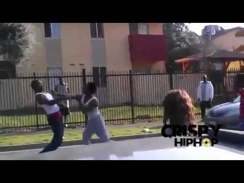 Hood Brawl In LA! Bloods Vs. Crips