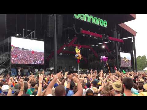 m.A.A.d. City - Kendrick Lamar (Live at Bonnaroo 2013)