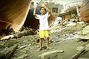 'Happy' Typhoon Haiyan survivors dance to Pharrell (Thumbnail)