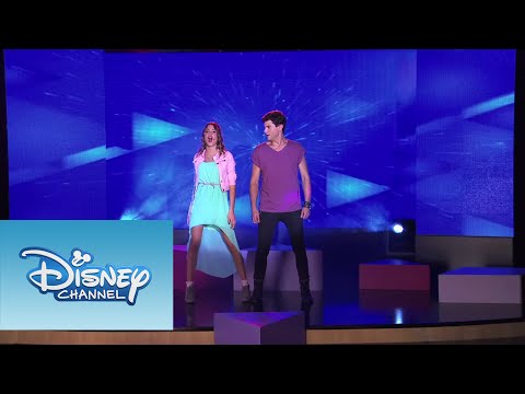 Violetta - Los chicos cantan ¨Yo soy así¨ (Temp 2 - Ep 20)