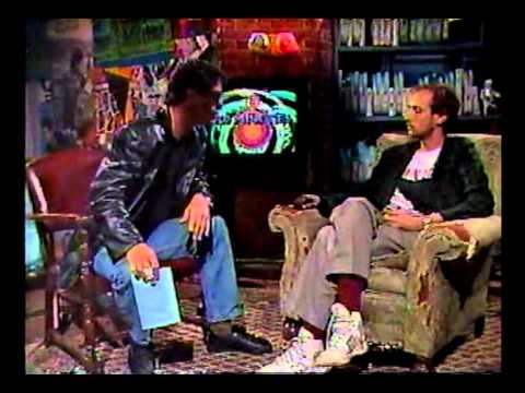 Lou Reed hosts MTV's 120 Minutes (1986)