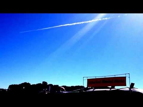 Chemtrails during Leguna Seca super bike race preparing for government shutdown 9/28/13