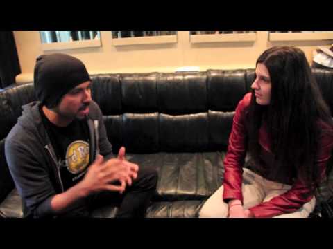 Interview with Pop Evil Singer Leigh Kakaty