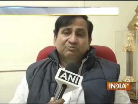 AAP-BJP Clash: Watch congress leader's reactions on the incident