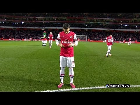 Mesut Özil vs Manchester United (Home) 13-14 HD 720p by CR10