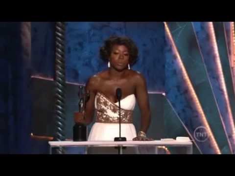 Viola Davis Wins Best Actress At The Screen Actors Guild Awards 2012.flv