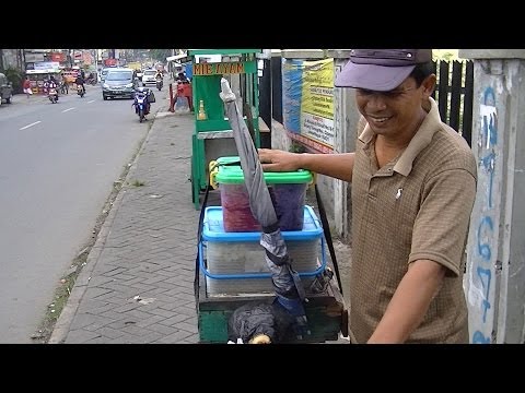 Jakarta Street Food 309 Remes Noodle, Noodle Sticks, Macaroni Mie Remes , Mie Lidi , Macaroni