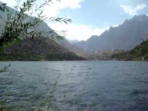 upper Kachura lake